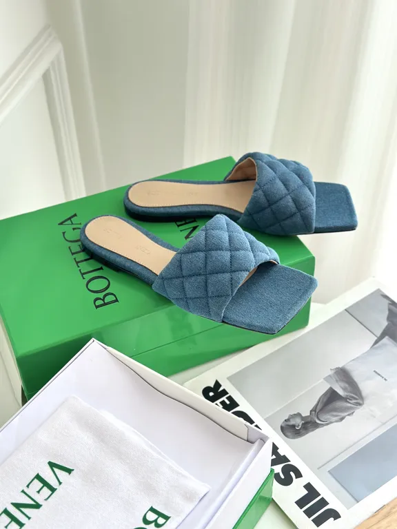 Bottega Veneta Shoe 